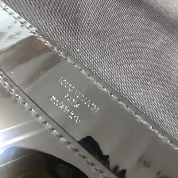 Louise ew vernis noi - Picture 5 of 5